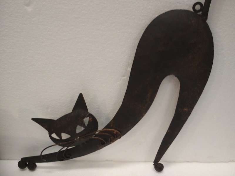 Kočka na zeď dekorace dlouhý ocas černá