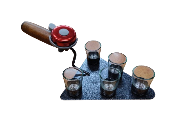 Zednická lžíce se zvonkem a panáky