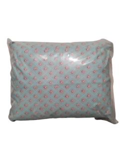 Voňavý bylinkový polštář Malé růžičky, světle modrý - levandule, meduňka, mateřídouška 35 x 30 cm