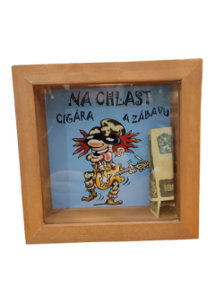 Dřevěná pokladnička na chlast cigára - 18 x 18 cm