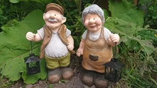 Babka + dědek s lucernou